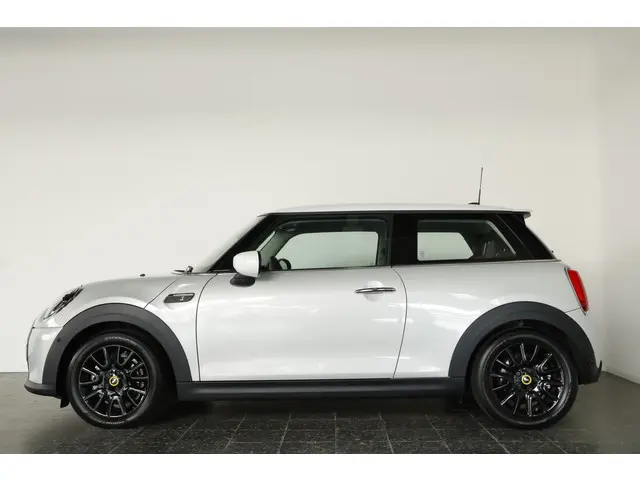 MINI Electric Mini Essential 33 kWh 2021 Elektrisch 25