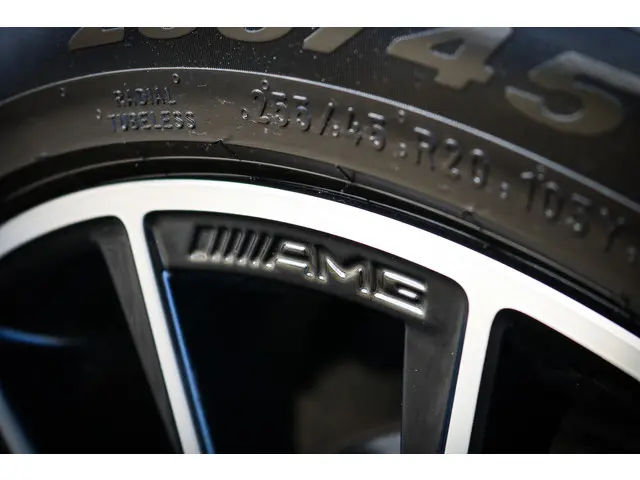 Mercedes-Benz GLC 250 4MATIC 2018 Benzine 38