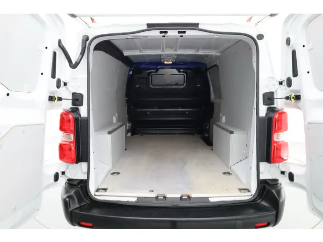 Fiat Scudo 1.5 MultiJet L3H1 2023 Diesel 11