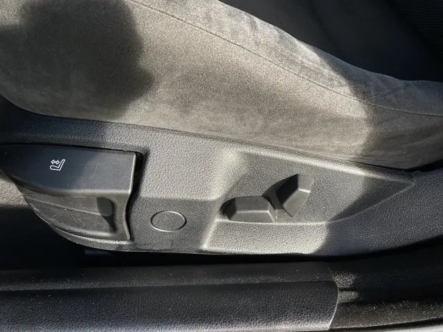 BMW 5 Serie Touring 520i 2013 Benzine 19