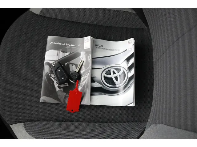 Toyota Aygo 1.0 VVT-i x-joy 2020 Benzine 11