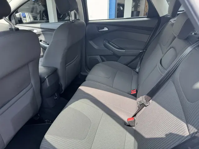 Ford Focus 1.0 EcoBoost Lease Titanium 2013 Benzine 13