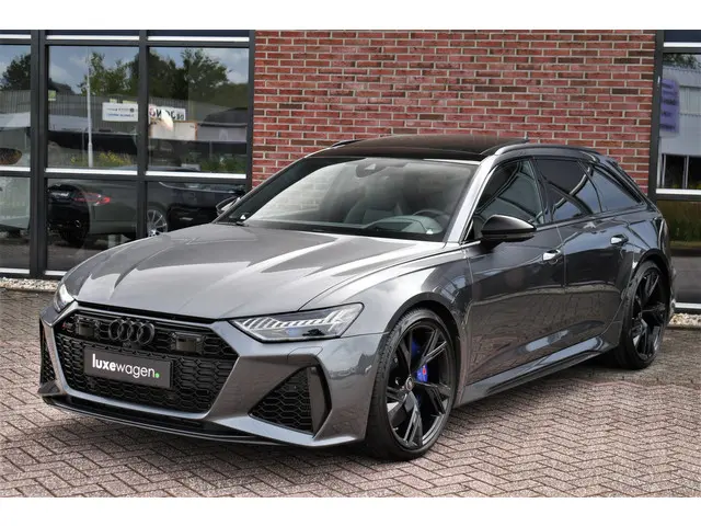 Audi RS6 Avant 4.0 TFSI quattro 2022 Benzine 64