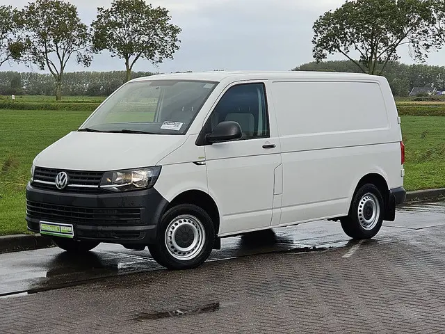 Volkswagen Transporter 2