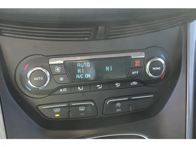 Ford C-MAX 1.6 EcoBoost 150 PK Titanium 2013 Benzine 16