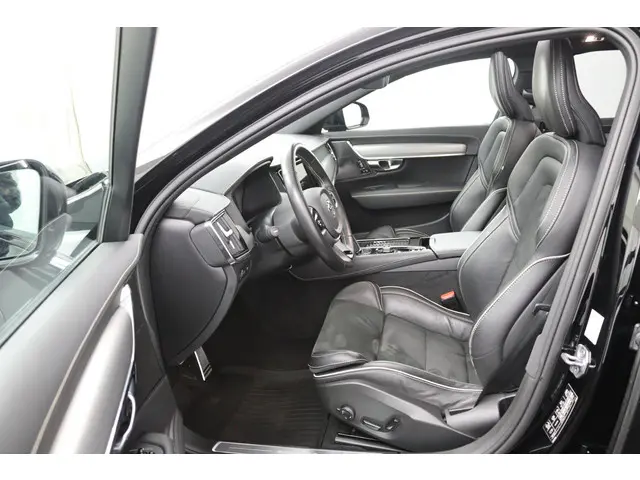 Volvo V90 2.0 T8 AWD R-Design 2021 Hybride Benzine 26