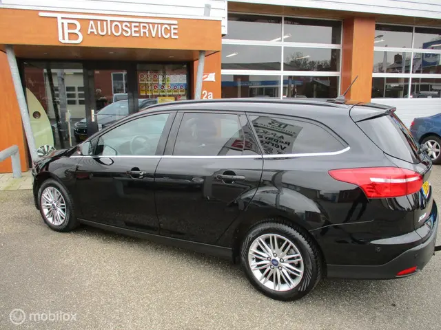 Ford Focus Wagon 1.0 Trend Automaat 2018 Benzine 13