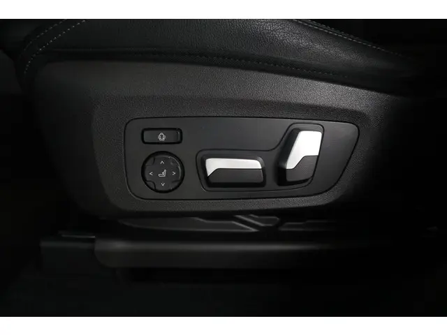 BMW X3 xDrive30e 2023 Hybride Benzine 24