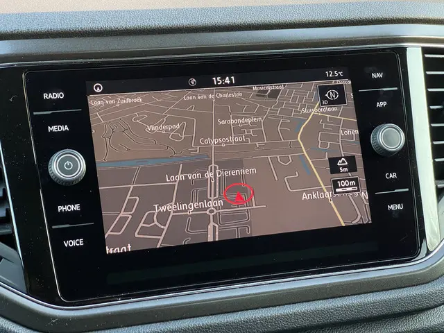 Volkswagen T-Roc 1.5 TSI Sport 2019 Benzine 13