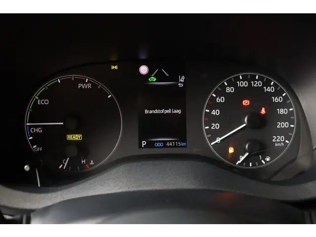 Toyota Yaris 1.5 Hybrid Active, 2022 Hybride Benzine 23