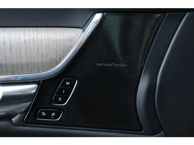 Volvo V90 2.0 T6 AWD Business Pro 2021 Hybride Benzine 20