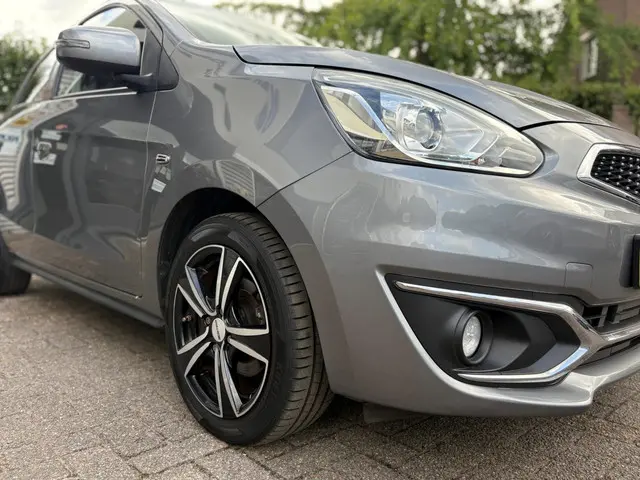 Mitsubishi Space Star 1.0 Intense+ 2016 Benzine 5