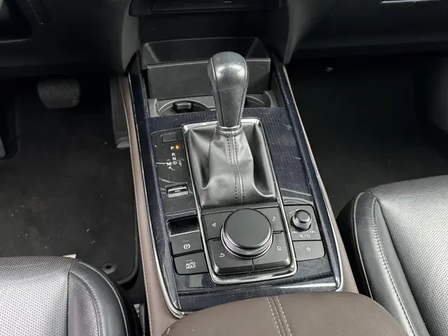 Mazda CX-30 2.0 E-SKYACTIV M HYBRID LUXURY 2020 Benzine 25