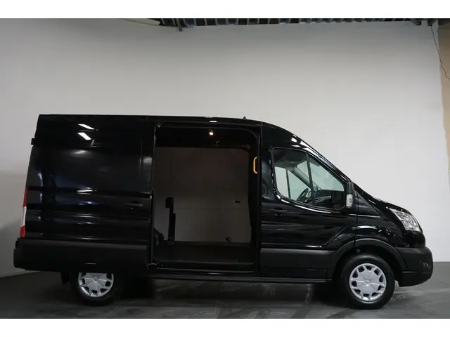 Ford Transit 310 2.0 TDCI L2H2 Trend 2023 Diesel 13