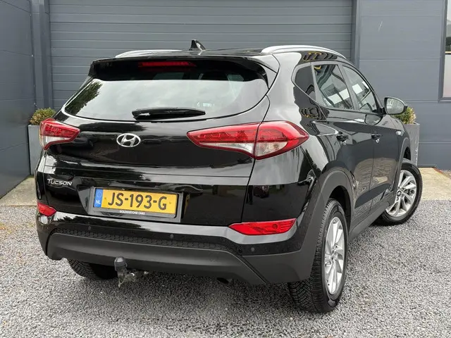 Hyundai Tucson 1.6 GDi Premium 2016 Benzine 2