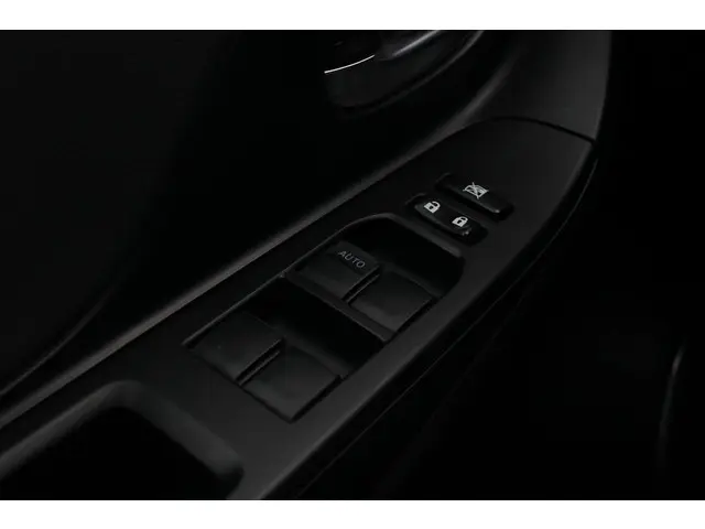 Toyota Yaris 1.5 Hybrid Executive 2017 Hybride Benzine 19