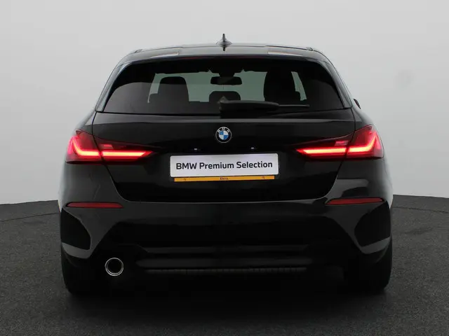 BMW 1 Serie 5-deurs 118i 2020 Benzine 5