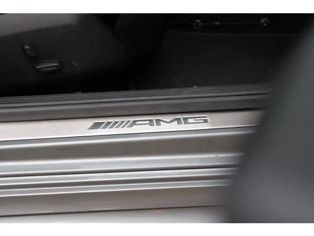 Mercedes-Benz E-Klasse Estate AMG 63 4MATIC 2014 Benzine 22