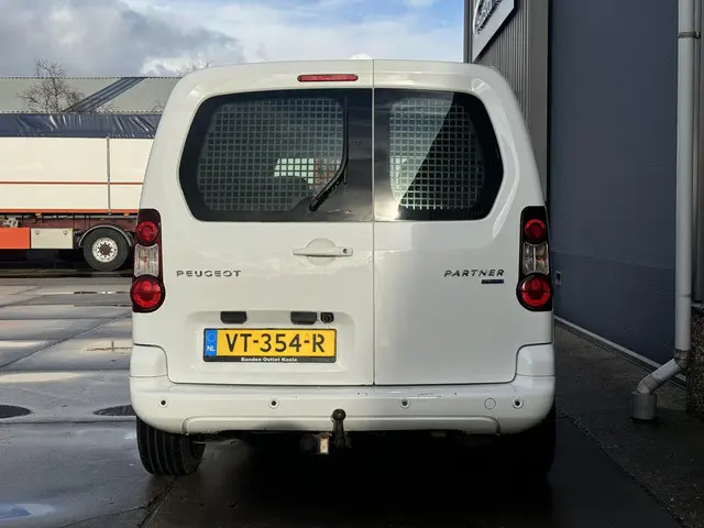 Peugeot Partner 120 1.6 BlueHDi 100 L1 XR 2016 Diesel 4