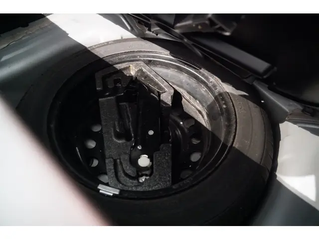 Peugeot 107 1.0 2013 Benzine 18