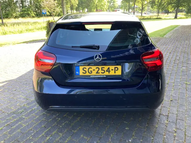 Mercedes-Benz A-Klasse 180 Business Solution 2018 Benzine 6