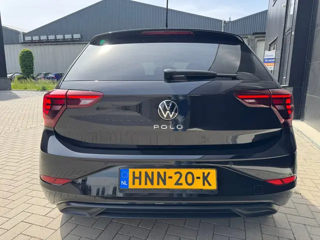 Volkswagen Polo 1.0 TSI Life 2023 Benzine 6