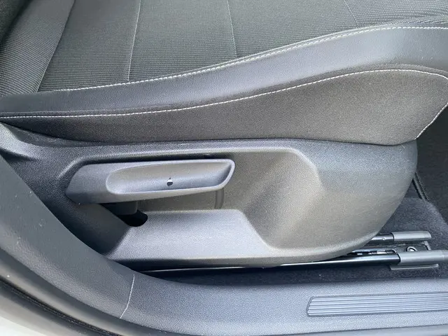 Volkswagen T-Cross 1.0 TSI Life 2019 Benzine 30