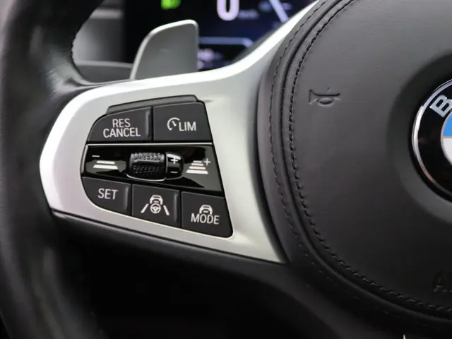 BMW 3 Serie Sedan M340i xDrive 2023 Benzine 13