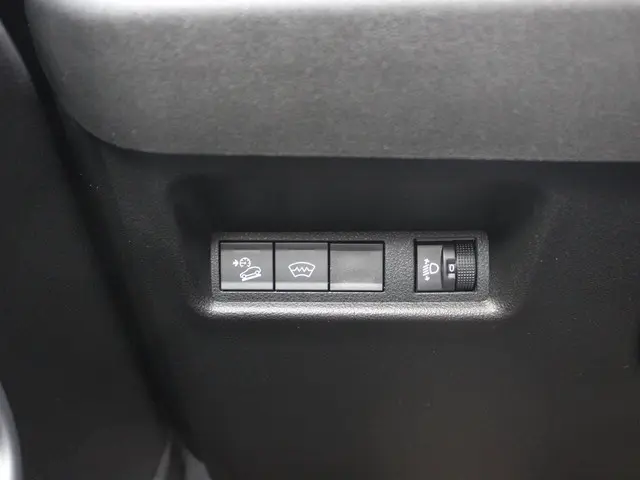 Jeep Avenger 1.2 e-Hybrid Summit 2025 Hybride Benzine 22