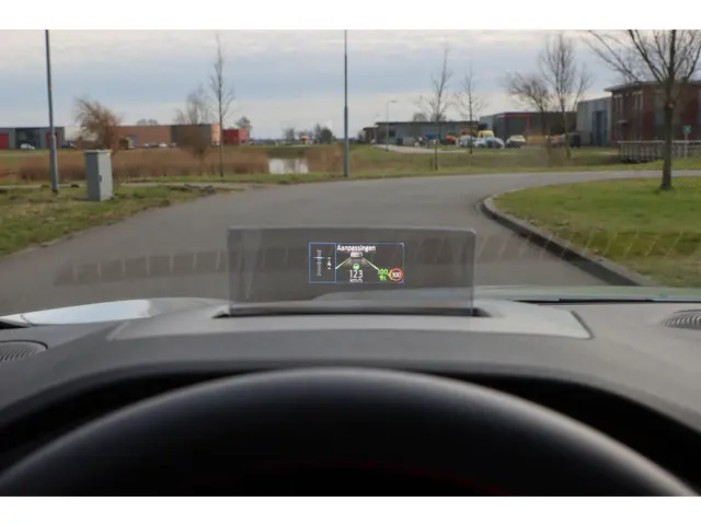 Ford Kuga 2.5 PHEV ST-Line X 2022 Hybride Benzine 44