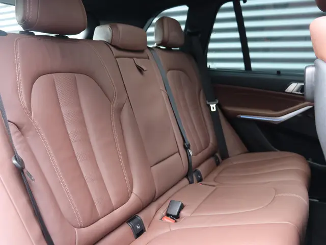 BMW X5 xDrive45e 2021 Hybride Benzine 10