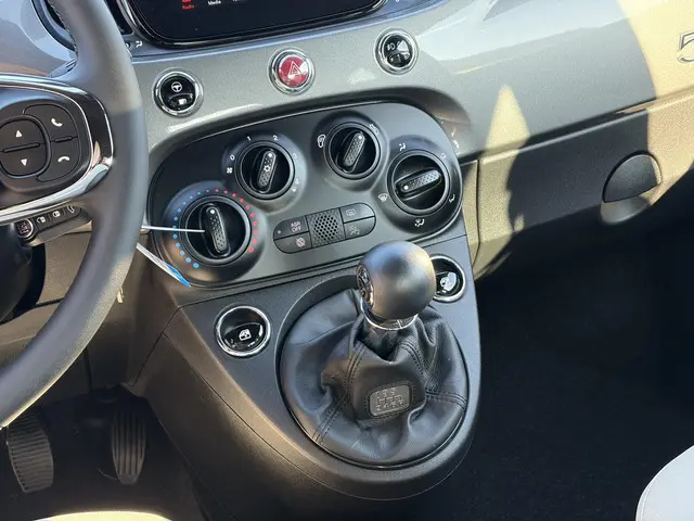 Fiat 500C 1.0 Hybrid Dolcevita 2022 Hybride Benzine 27