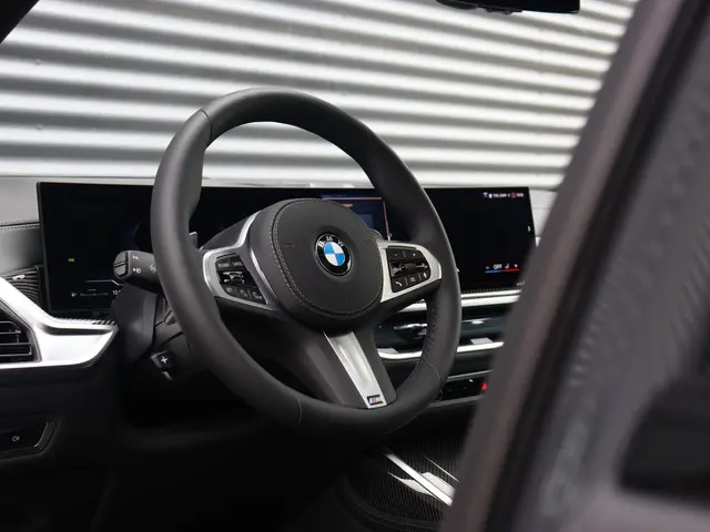 BMW X7 xDrive40i 2025 Benzine 18