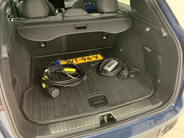 Lynk & Co 01 1.5 2024 Hybride Benzine 9