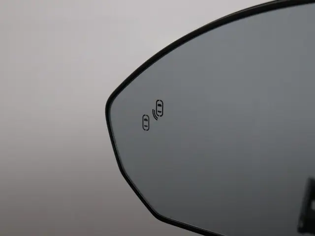 Lynk & Co 08 1.5 More 2025 Hybride Benzine 39