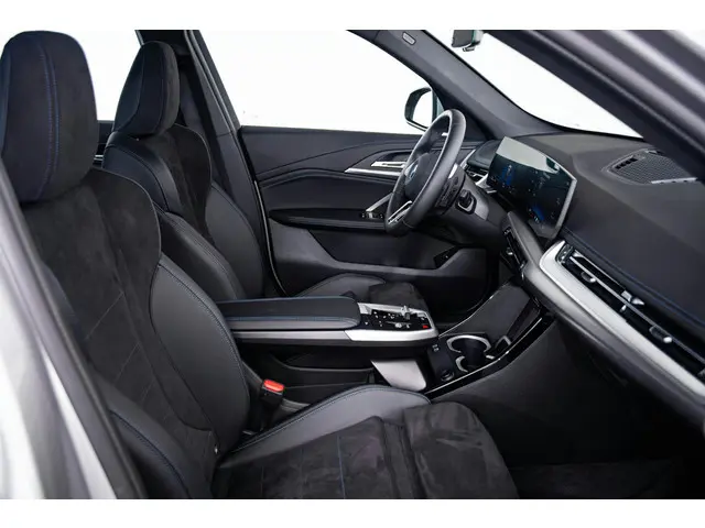 BMW X1 xDrive25e 2025 Hybride Benzine 4