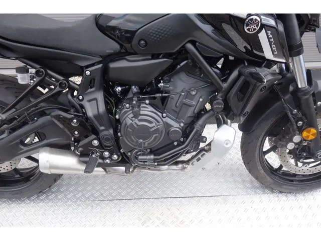 Yamaha MT 07 ABS 2021 Benzine 9