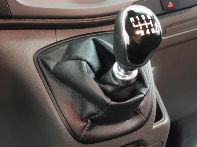 Ford Transit Custom 131pk L2H1 Trend 2020 Diesel 24