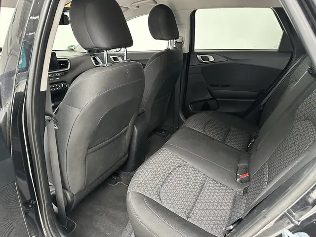 Kia Ceed Sportswagon 1.0 T-GDi DynamicLine 2019 Benzine 23