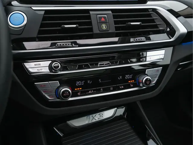 BMW iX3 Executive 80 kWh [ 3-Fase ] 2021 Elektrisch 13