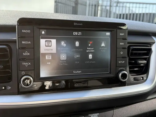 Kia Stonic 1.0 T-GDi DynamicLine 2020 Benzine 32