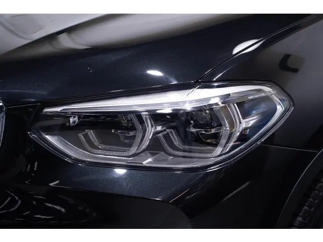 BMW X3 sDrive18d High Executive 2021 Diesel 11