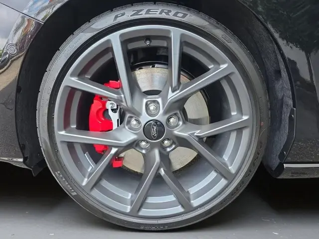 Ford Focus Wagon 2.3 EcoBoost ST-X 2024 Benzine 4