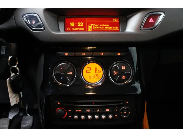 Citroën C3 1.2 PureTech Collection 2015 Benzine 22