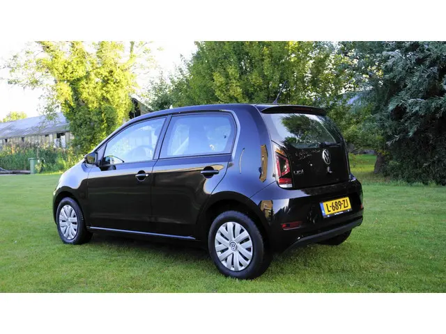 Volkswagen up! 1.0 BMT move up! 5 drs Airco 2021 Benzine 13
