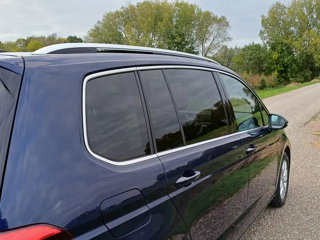 Volkswagen Touran 1.8 TSI Highline 2017 Benzine 22