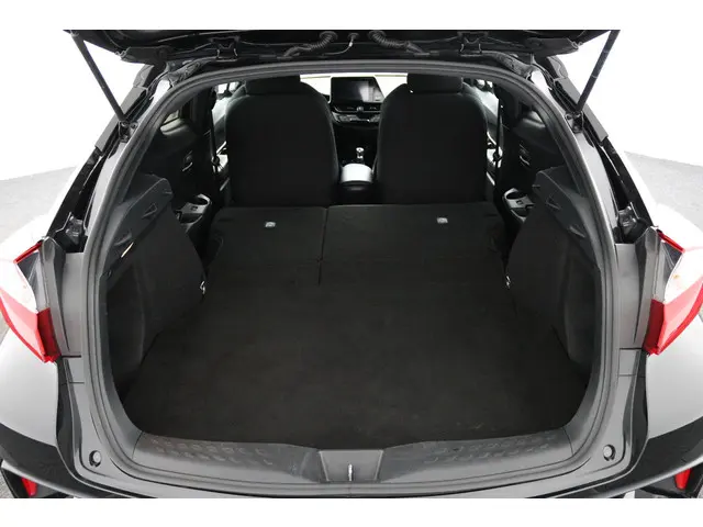 Toyota C-HR 1.8 Hybrid Energy 2018 Hybride Benzine 25