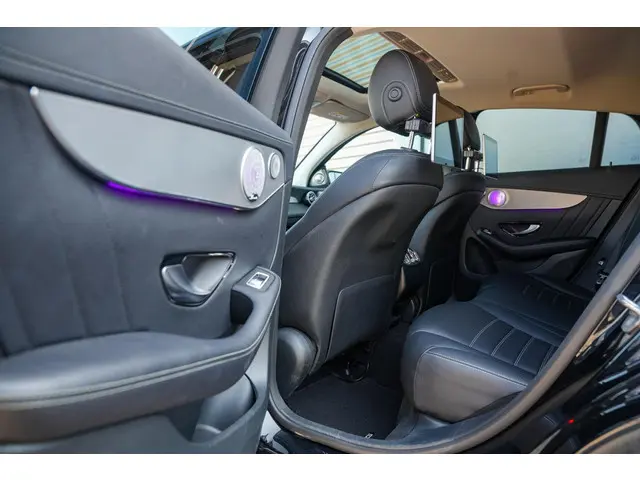 Mercedes-Benz GLC Coupé AMG 43 4MATIC 2018 Benzine 10