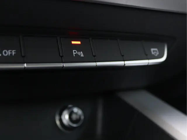 Audi A5 Sportback 35 TFSI S-line Black 2019 Benzine 46