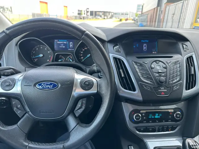 Ford Focus 1.6 EcoBoost Lease Titanium 2012 Benzine 15